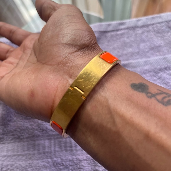 Size medium gently worn Hermes bracelet authentic - Picture 6 of 9